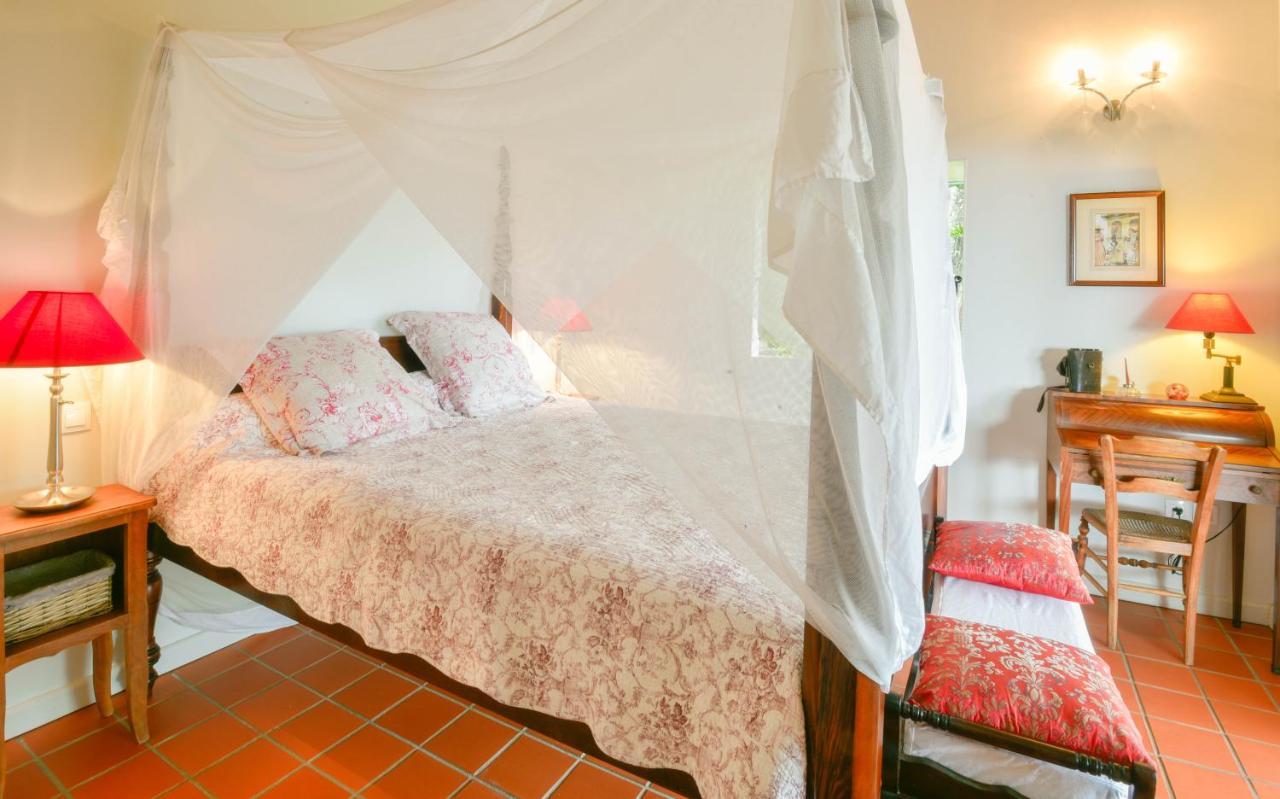 Beausejour Guest House Pointe-Noire Esterno foto