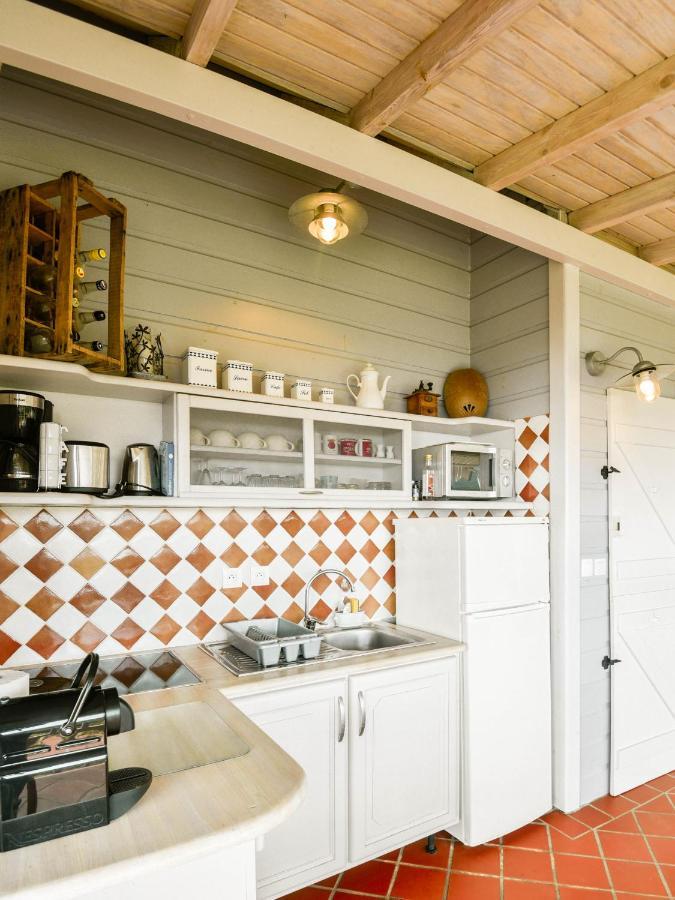 Beausejour Guest House Pointe-Noire Esterno foto