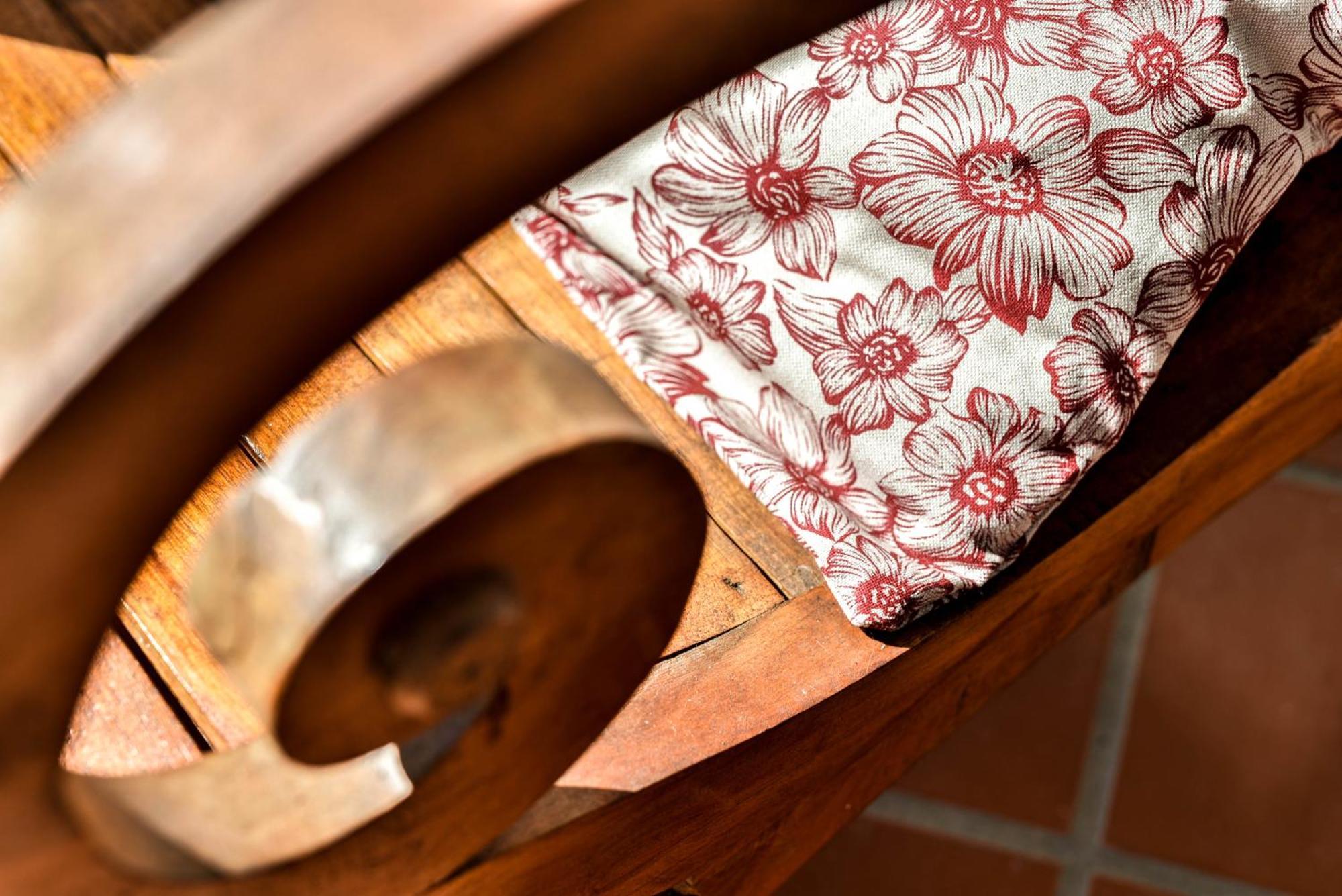Beausejour Guest House Pointe-Noire Esterno foto
